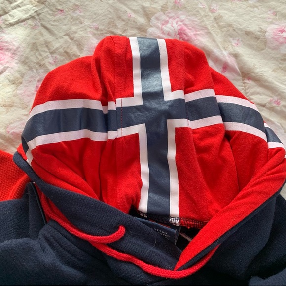 Waynor Norway Sweatshirt Unisex Embroidered Hoodie with Flag Motif - Picture 5 of 8